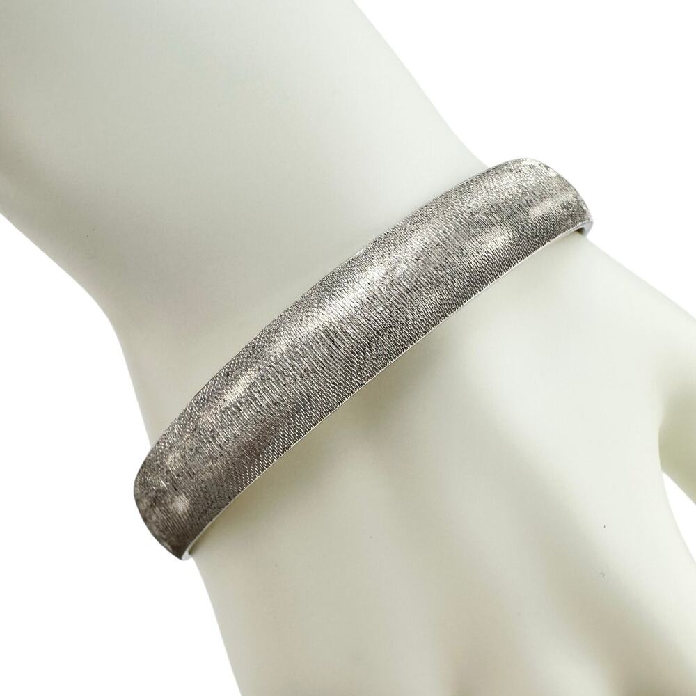 Vintage Monet MCM Retro Minimalist Textured Silver Tone Bangle 7.75" Bracelet